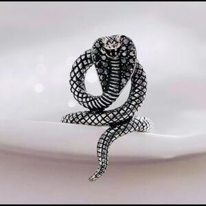 Cobra Snake adjustable Ring silver  size 6-10 💙3/$30